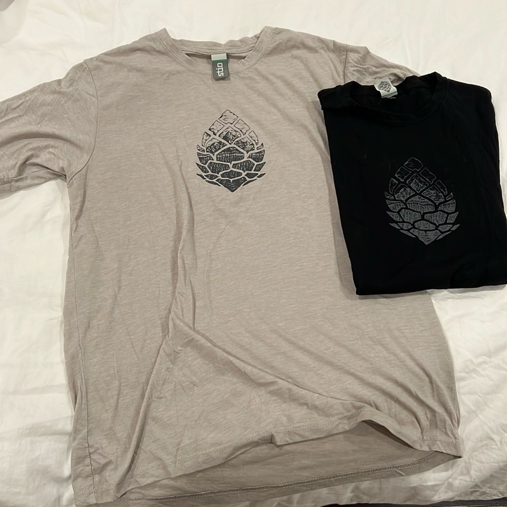 Men’s Stio t shirt